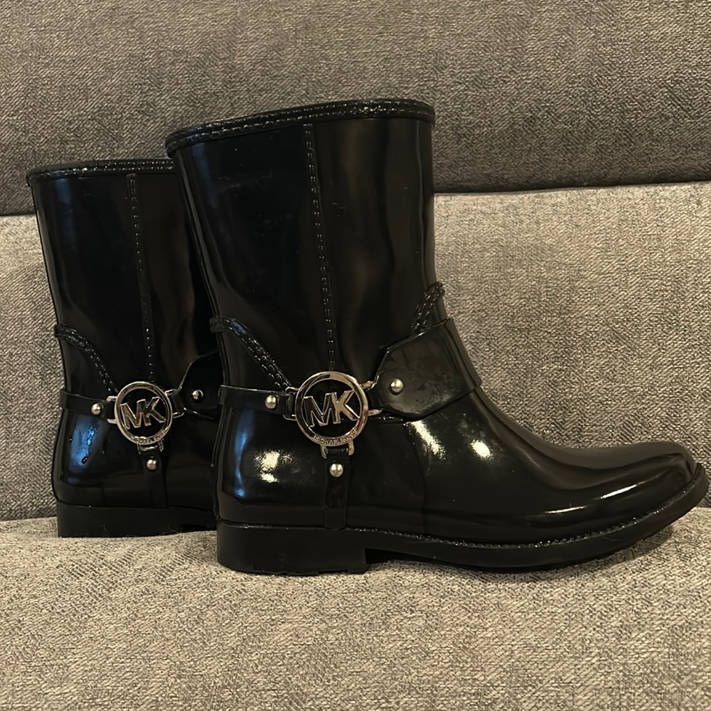 Michael Kors women’s rain boots
